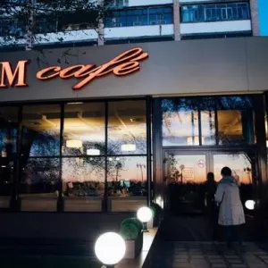 Kaviareň cream v kirove je skvelá dovolenka v príjemnej atmosfére
