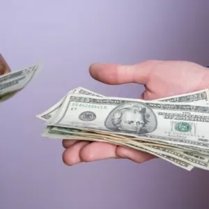 Ako doplniť kartu bez karty: najziskovejšie možnosti prevodu peňazí