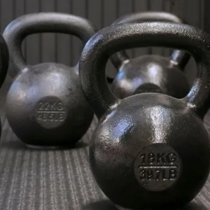 Najlepšie cviky na chrbát s kettlebell