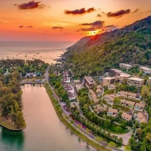 Nai harn phuket 5*: popis hotela, fotografie a recenzie